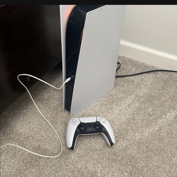 Ps5 - Picture 2 of 2